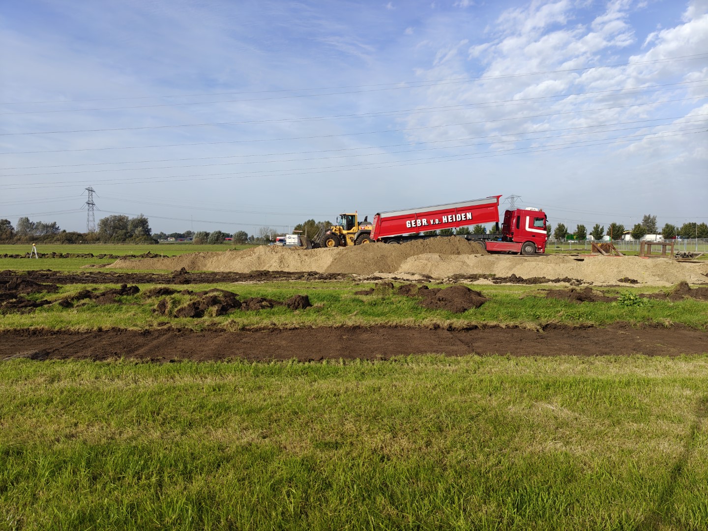 Lees meer over het artikel Zettingen meten bij ophogingen en dijkversterking